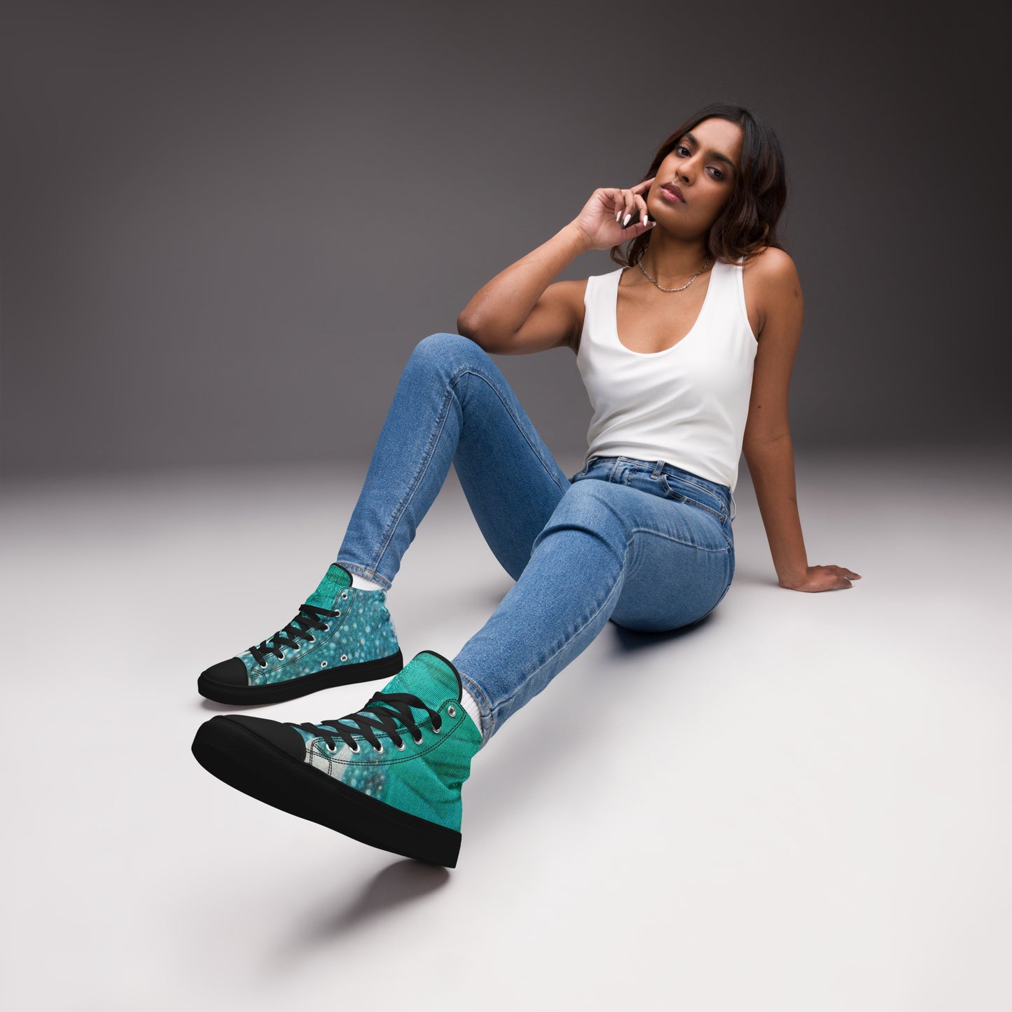 Sassy Saggi She Shoes