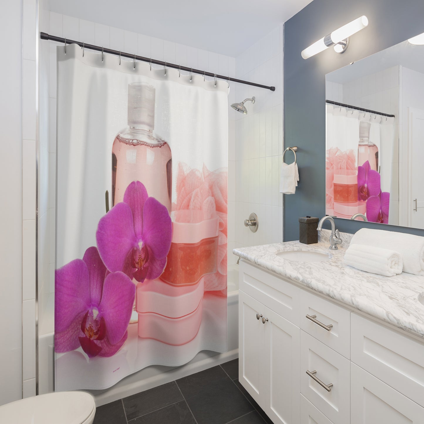 Sassy Saggi Show Shower Cured Curtain