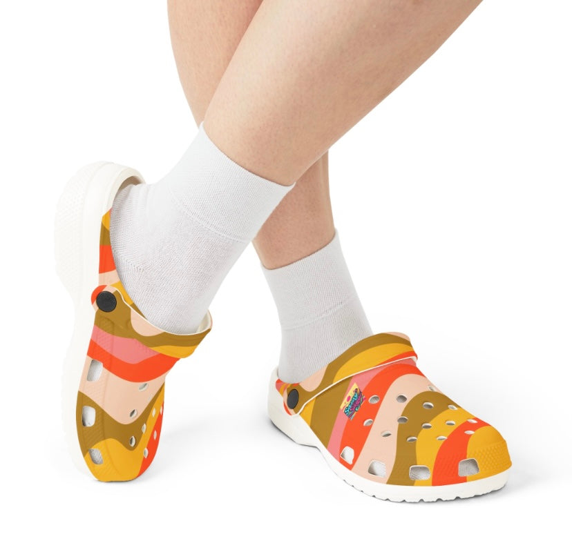 Sassy Saggi Clean Clogs