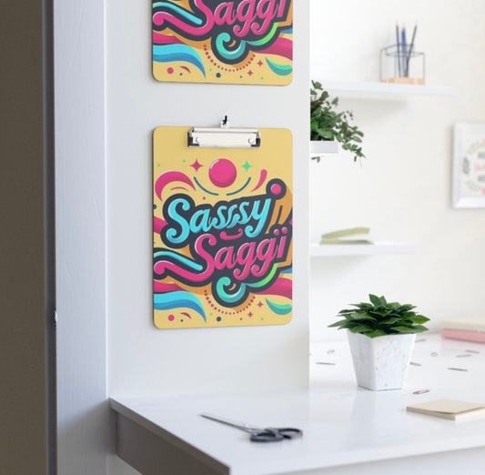 Sassy Saggi Clean Clip Bo Board